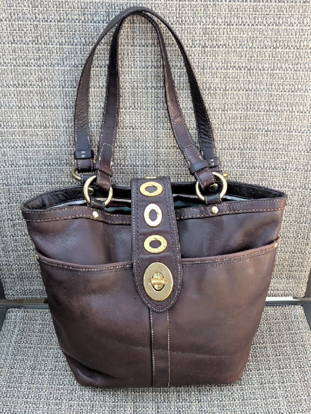 Coach Legacy Lilly Turnlock Tote (F13757)